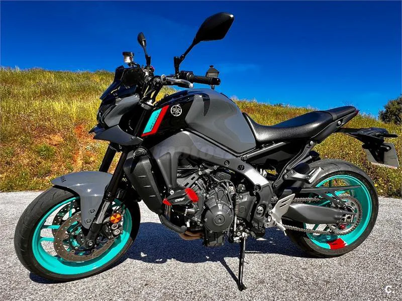 Yamaha MT-09 – Vista 10