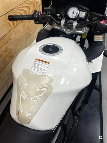 Suzuki GSX 650F – Vista 13