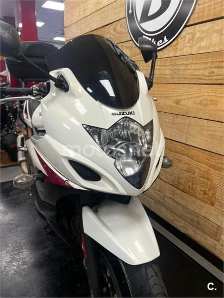 Suzuki GSX 650F – Vista 19