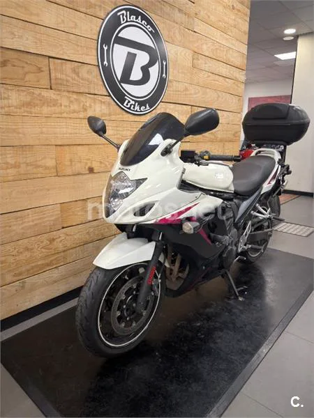 Suzuki GSX 650F – Vista 21