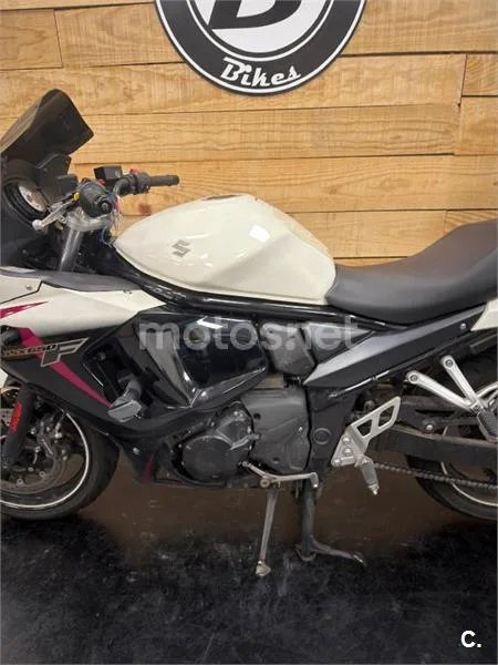 Suzuki GSX 650F – Vista 30