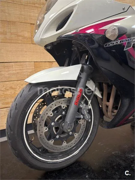 Suzuki GSX 650F – Vista 31