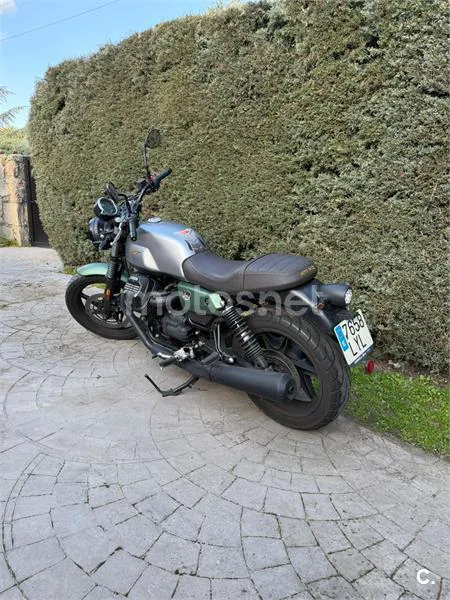 Moto Guzzi V7 – Vista 2