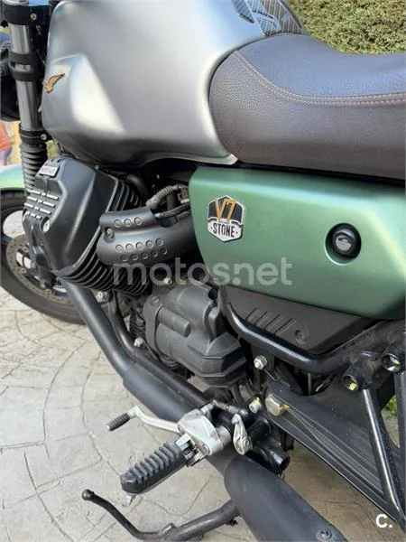 Moto Guzzi V7 – Vista 4