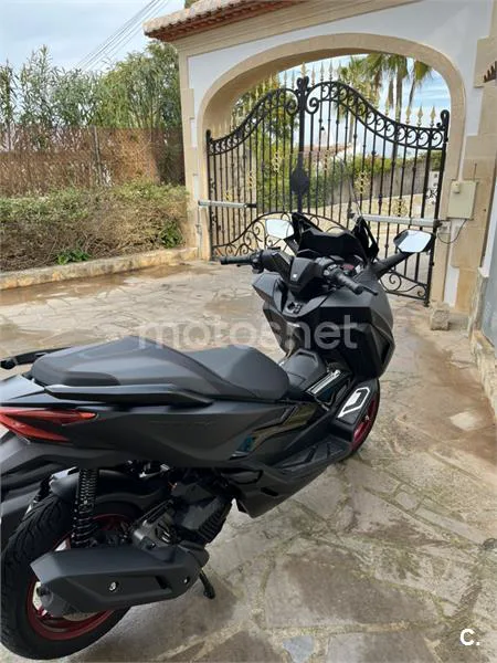 Honda Forza 125 – Vista 3