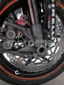 Kawasaki ZX 10R – Vista 5