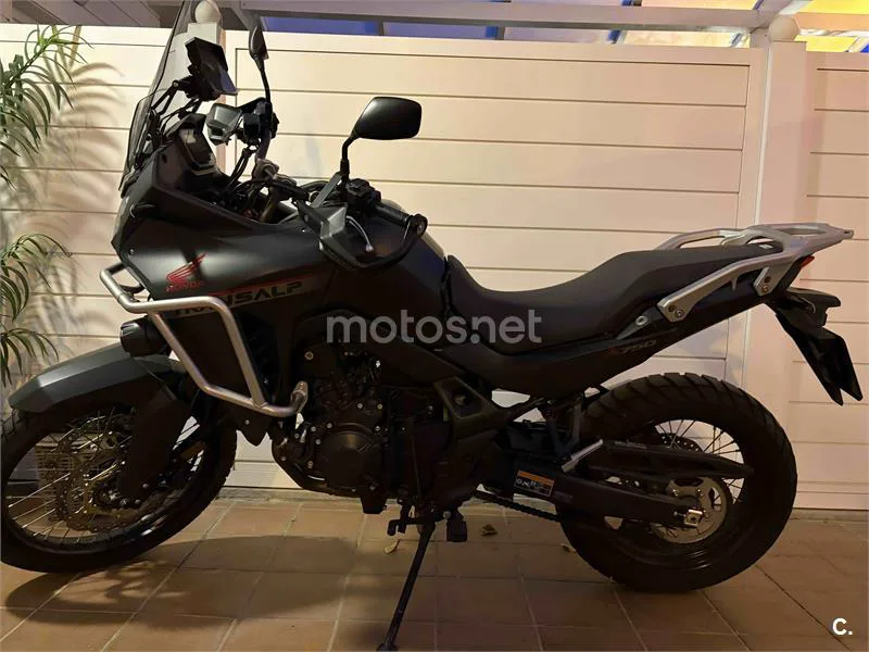 Honda XL 750 Transalp – Vista 2