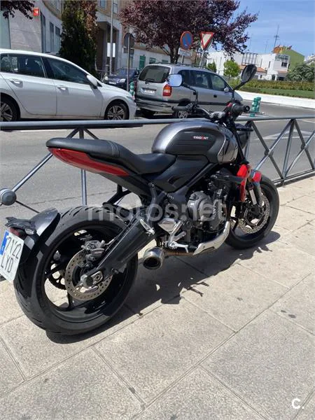 Triumph Trident 660 – Vista 4