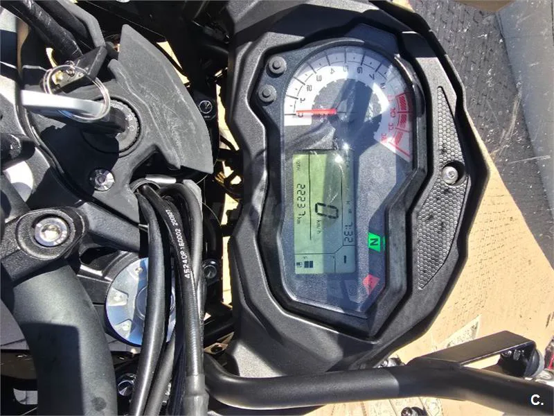 Benelli TRK 502 – Vista 4