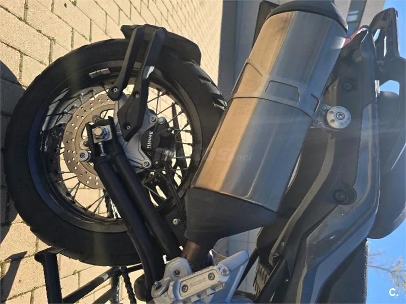 Benelli TRK 502 – Vista 6