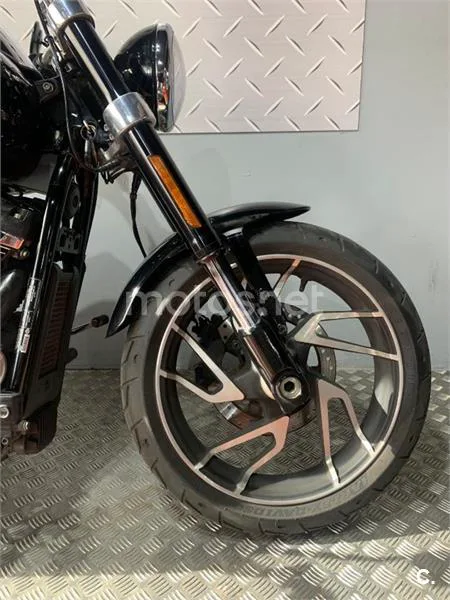 Harley-Davidson Sport Glide – Vista 5