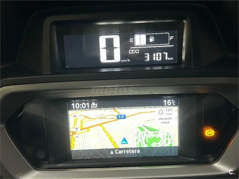 Yamaha XMAX 300 – Vista 4