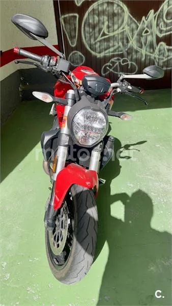 Ducati Monster 821 – Vista 6