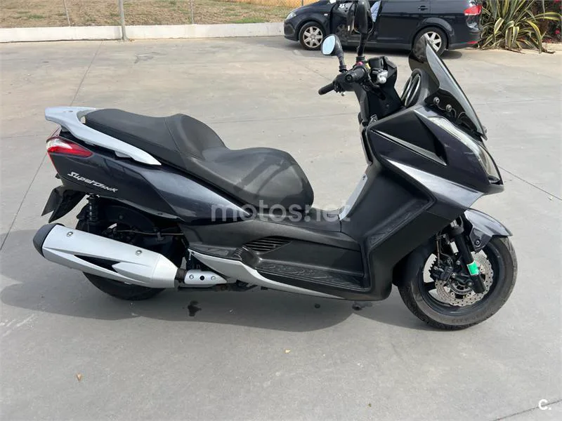 Kymco Super Dink 300 - Vista 9
