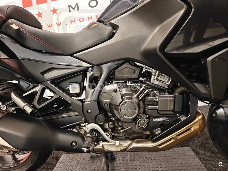 Honda NT1100 – Vista 11