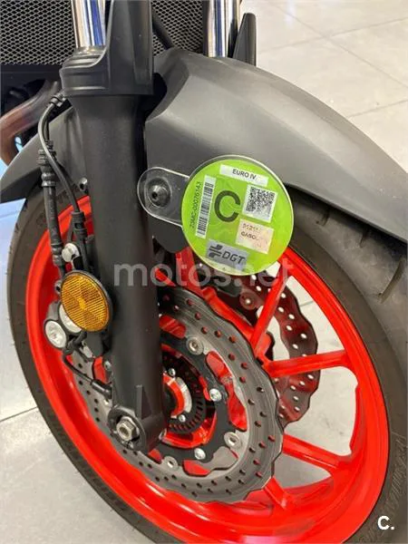 Yamaha MT-07 – Vista 9