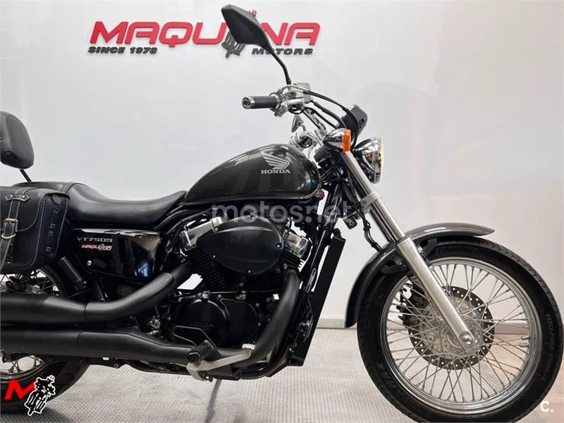 Honda VT 750 S – Vista 3