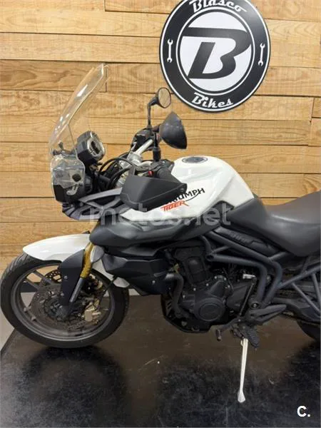 Triumph Tiger 800 – Vista 3