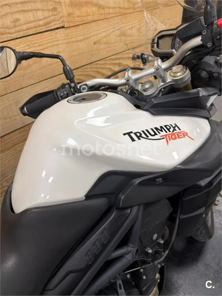 Triumph Tiger 800 – Vista 26