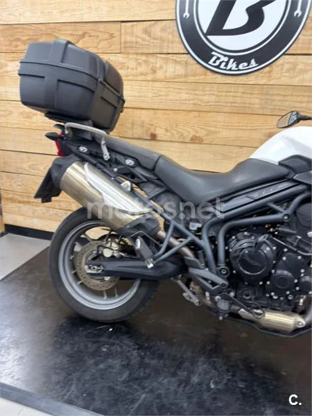 Triumph Tiger 800 – Vista 27