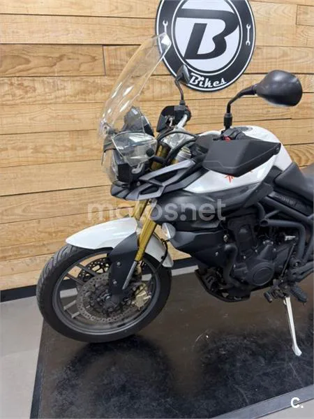 Triumph Tiger 800 – Vista 9