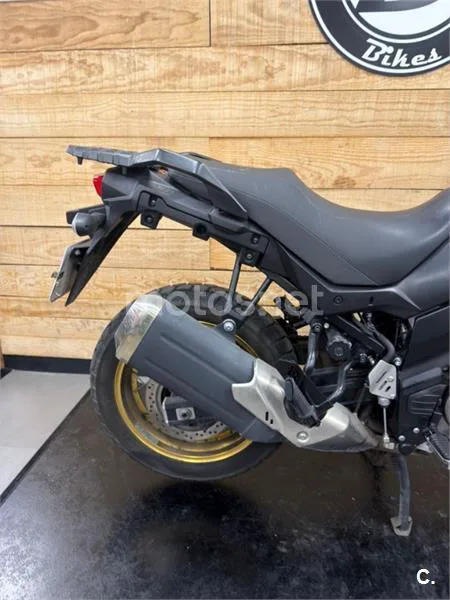 Suzuki V-Strom 650 XT – Vista 12