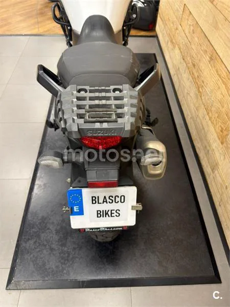 Suzuki V-Strom 650 XT – Vista 19