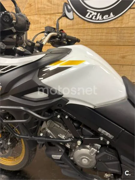 Suzuki V-Strom 650 XT – Vista 25