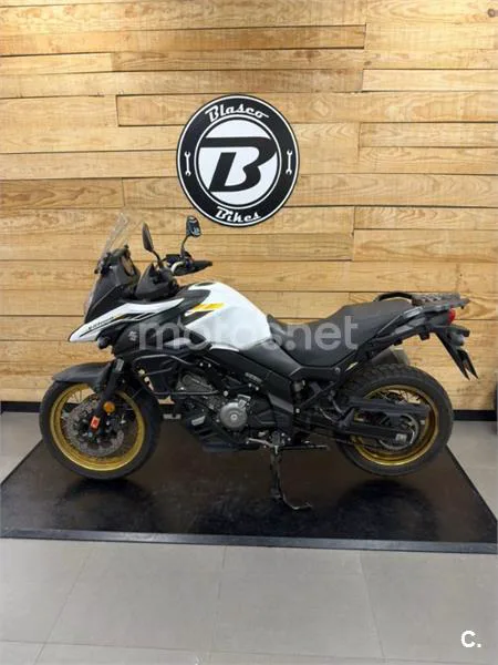 Suzuki V-Strom 650 XT – Vista 4
