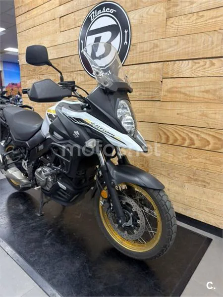 Suzuki V-Strom 650 XT – Vista 8