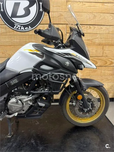 Suzuki V-Strom 650 XT – Vista 9