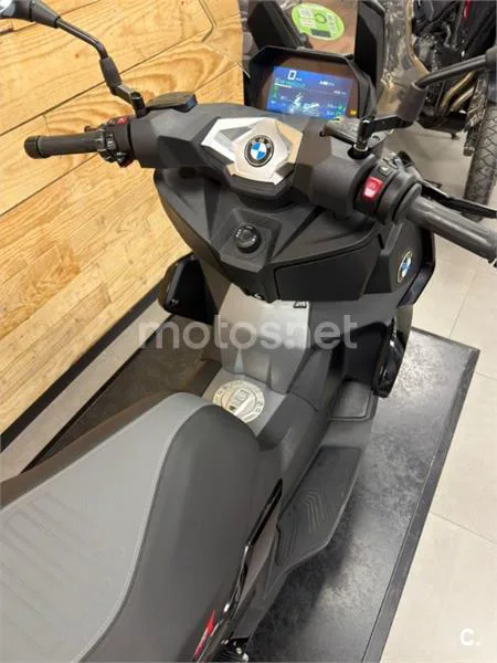 BMW C 400 X – Vista 24