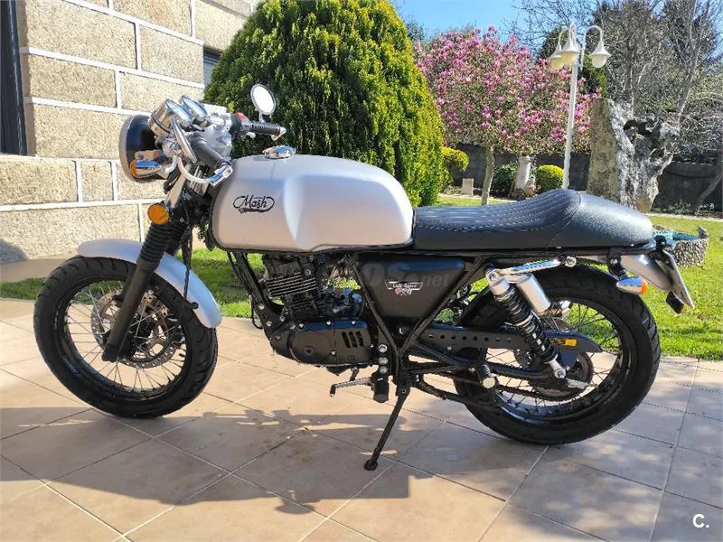 MASH Cafe Racer – Vista 2