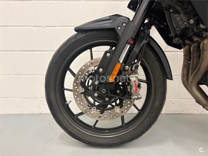 Triumph Tiger 1200 GT – Vista 11