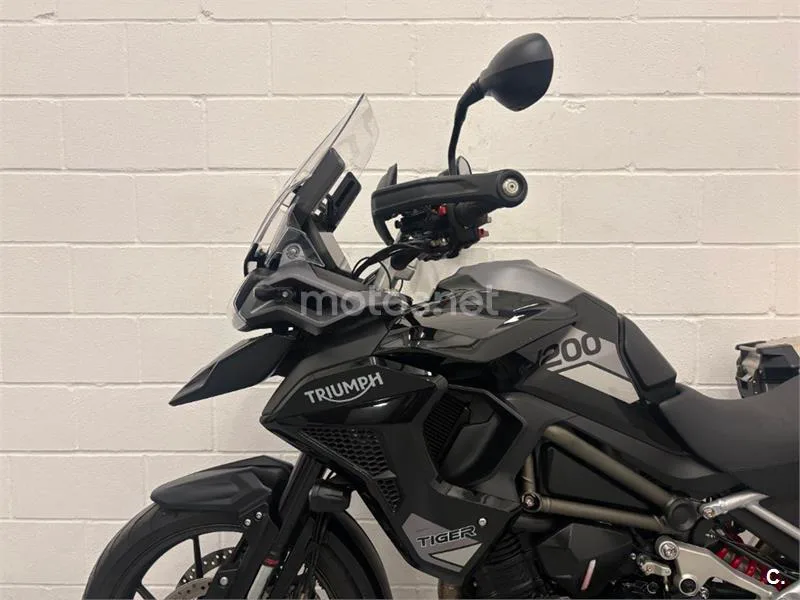 Triumph Tiger 1200 GT – Vista 16