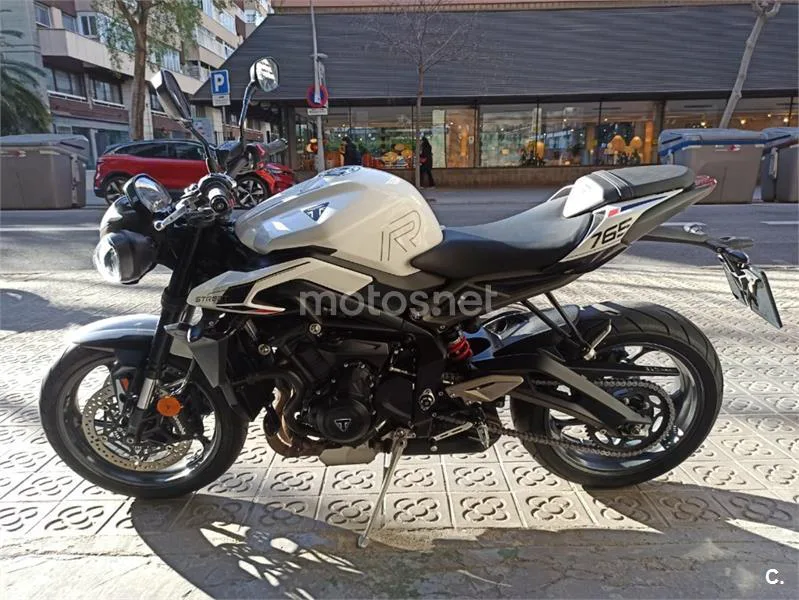 Triumph Street Triple 765 – Vista 7
