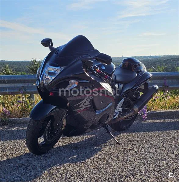 Suzuki Hayabusa 1300 – Vista 4