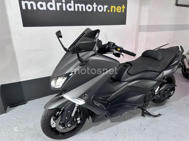Yamaha TMAX 530 – Vista 4