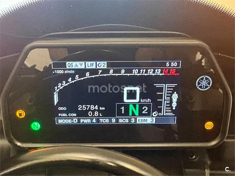 Yamaha R1 – Vista 21