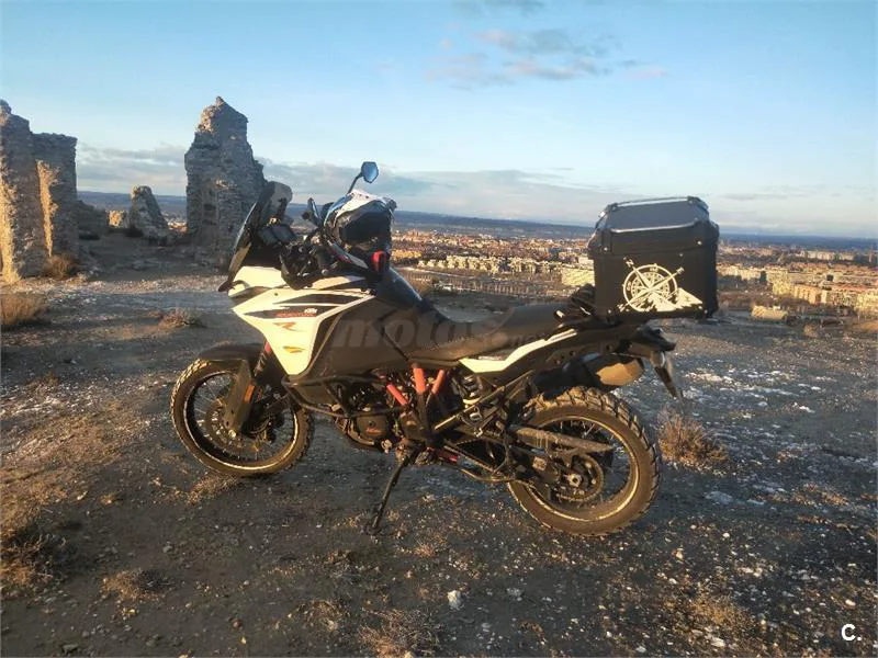 KTM 1090 Adventure – Vista 3