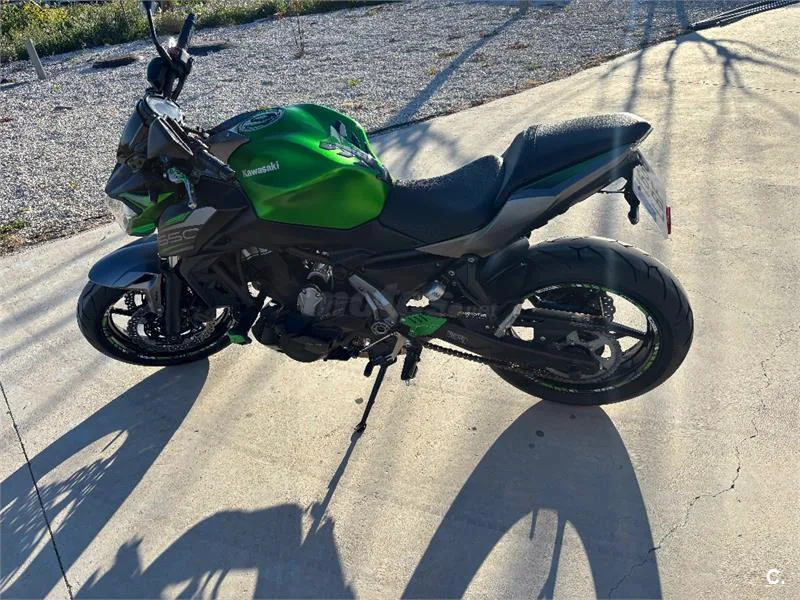 Kawasaki Z 650 – Vista 4