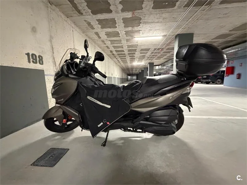 Kawasaki J 300 ABS – Vista 2