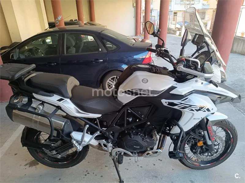 Benelli TRK 502 – Vista 2