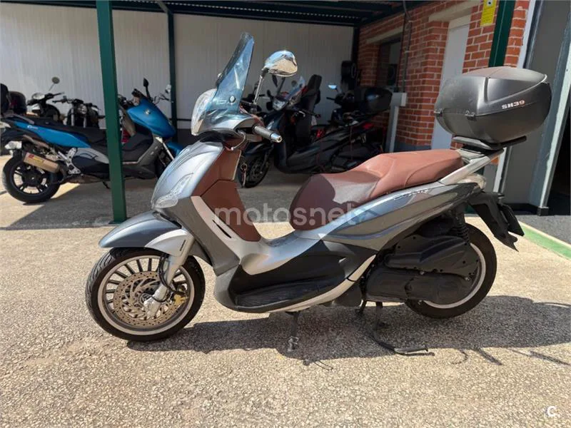 Piaggio Beverly 300 – Vista 5