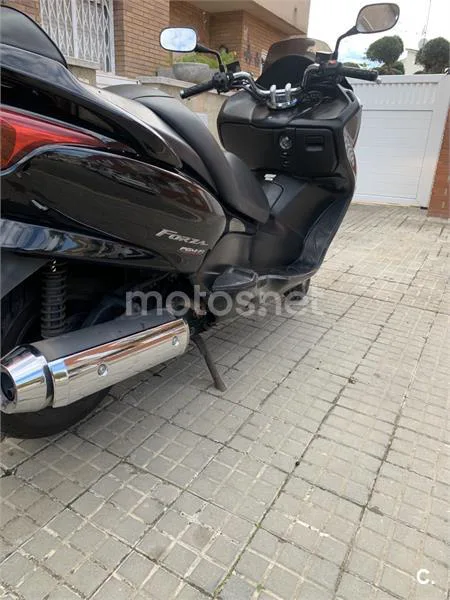 Honda Forza 250 EX – Vista 4
