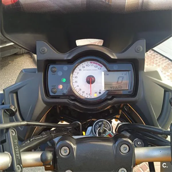 Kawasaki VERSYS 650 ABS – Vista 4