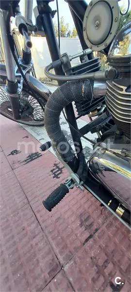 Triumph Speedmaster 800 – Vista 10