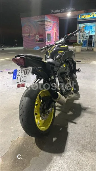 Yamaha MT-07 – Vista 5