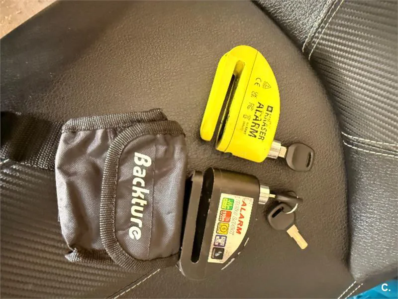 Kymco AK 550 – Vista 11