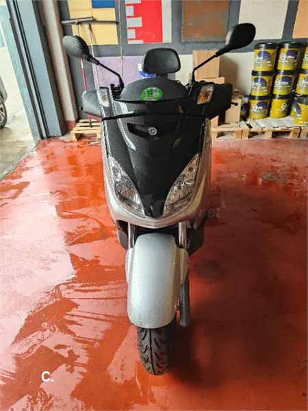 Yamaha XMAX 125 – Vista 2